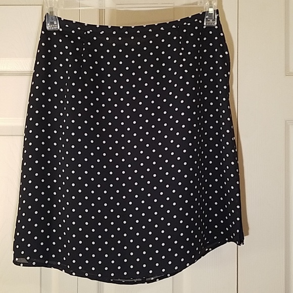 2-PIECE MATCHING TOP & SKIRT - Picture 2 of 6